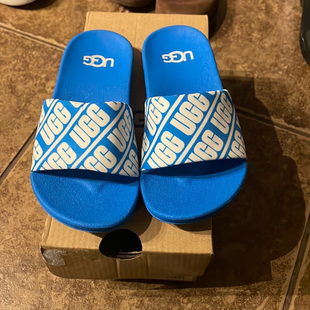 New Uggs size 11c